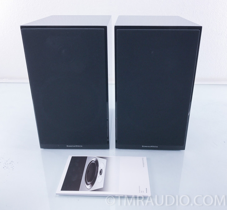 B&W CM5 Bookshelf Speakers; Bowers and Wilkins; Pair
