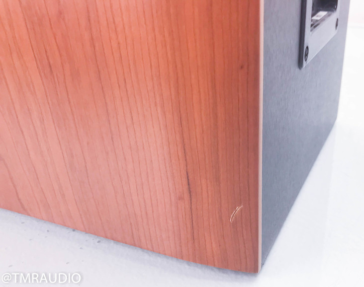 Paradigm Reference Studio 20 v.2 Bookshelf Speakers; Cherry Pair