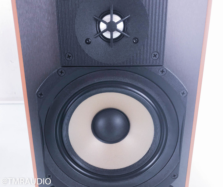 Paradigm Reference Studio 20 v.2 Bookshelf Speakers; Cherry Pair