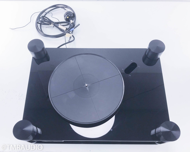 Basis Debut Signature mk V Vacuum Turntable; Many Extras (SME Tonearm Board)