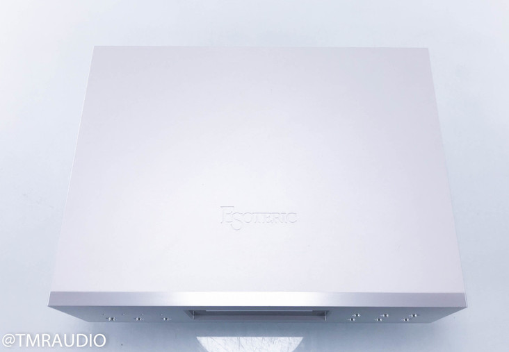 Esoteric SA-60 Universal / SACD / CD Player; SA60