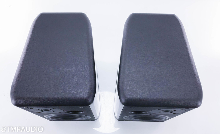 Opera Prima Bookshelf Speakers; Piano Black Pair