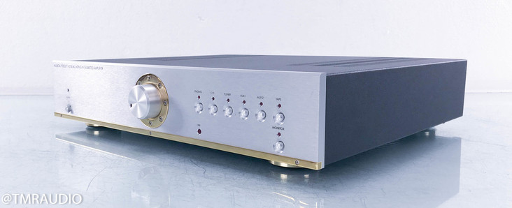 Musical Fidelity A3 Dual Mono Integrated Amplifier; A-3