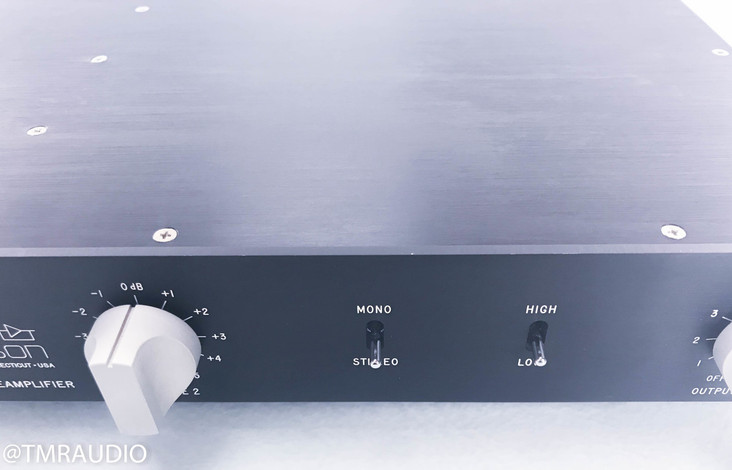 Mark Levinson ML-10A Stereo Preamplifier; MM / MC Phono