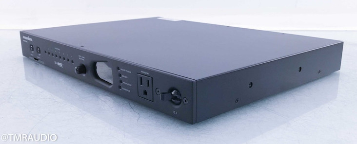 Panamax M4315-PRO Power Conditioner