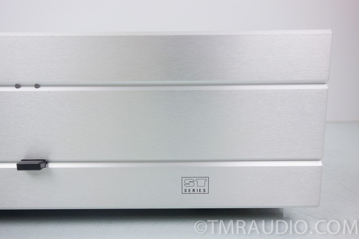 Bryston 3B-ST Stereo Power Amplifier; Silver, 17 inch; Factory Box; Warranty