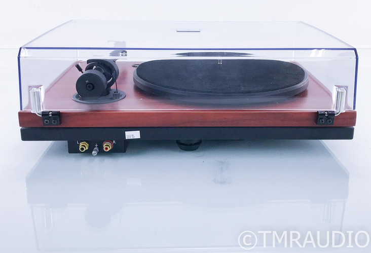 Music Hall mmf-5.1se Turntable; Ortofon Mojo MM Cartridge; Pro-Ject Tonearm