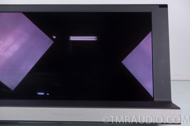 B&O Beovision 8-32 32 inch LCD Television