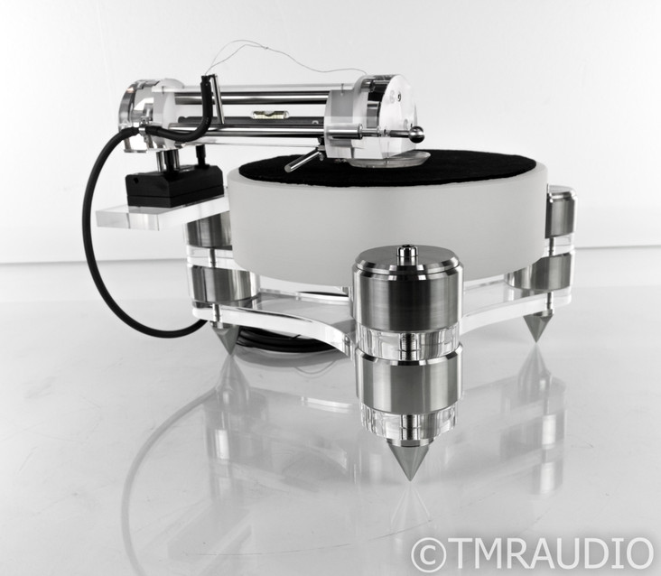 Clearaudio Master Reference Turntable; TQ-1; Everest Stand (No Cartridge)