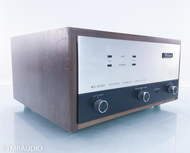 McIntosh MC2200 Vintage Stereo Power Amplifier; Walnut Cabinet