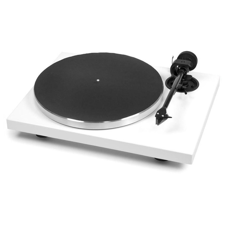 Pro-Ject 1Xpression Carbon Classic Turntable; White; Ortofon 2M Silver (New)