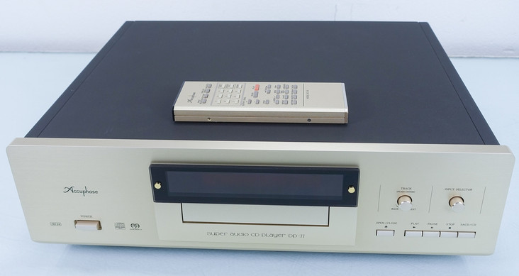 Accuphase DP-77 SACD / CD Player in Factory Box