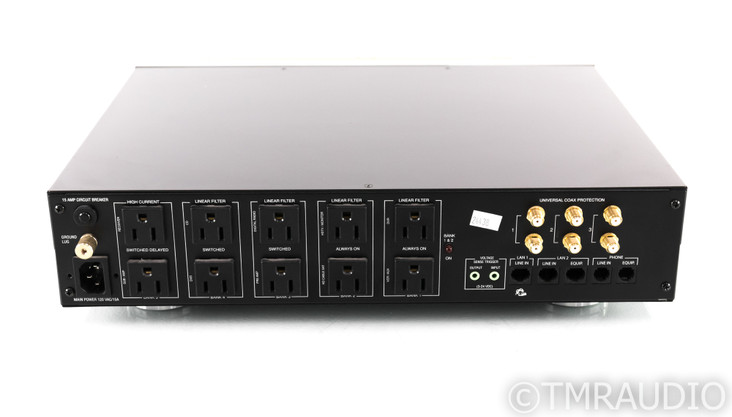 Panamax M5300-PM AC Power Line Conditioner; M5300PM (1/0)