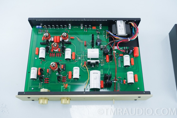 Conrad Johnson Classic 2 Tube Preamplifier w/ Phono