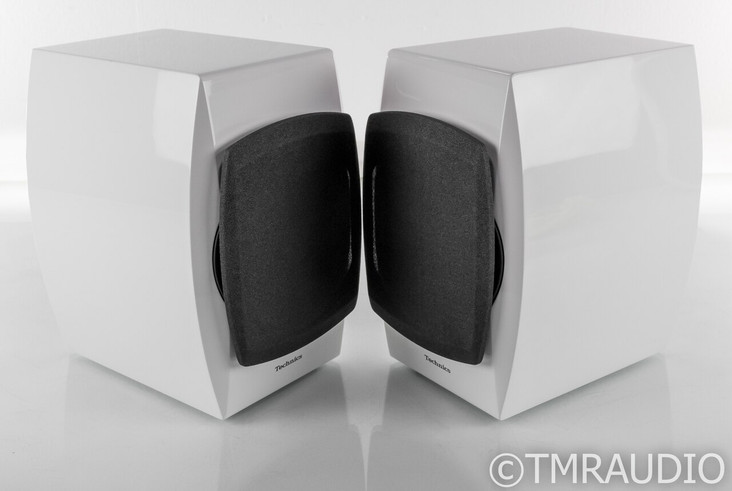 Technics SB-C700 Bookshelf Speakers; SBC700; Gloss White Pair