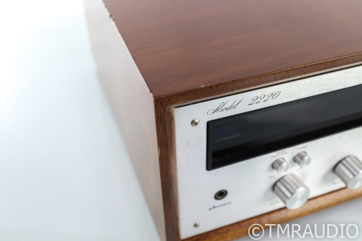 Marantz Model 2220c Vintage Stereo Receiver; Walnut Case; MM Phono