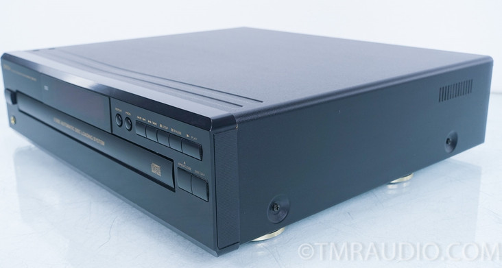 Denon DCM-270 5 Disc CD Changer / Player