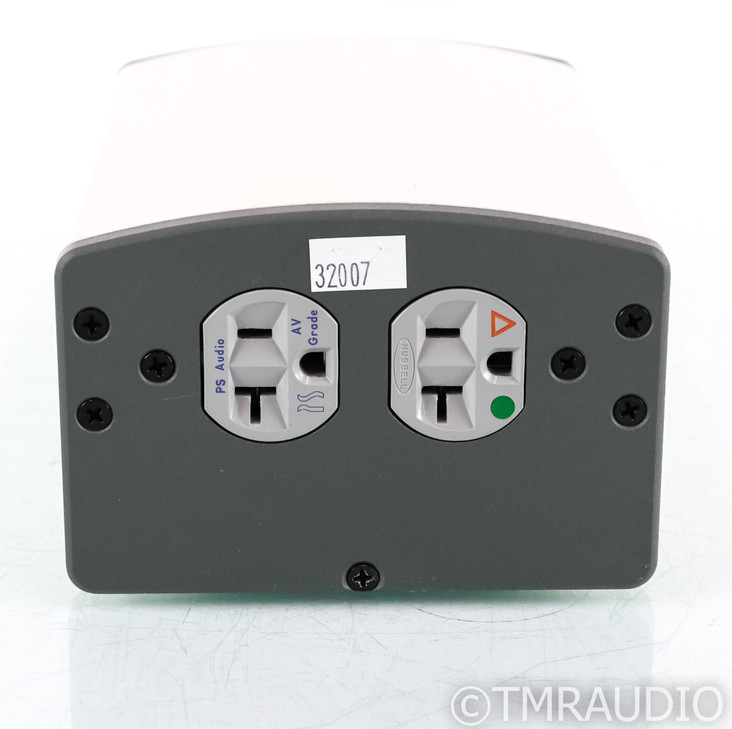 PS Audio Ultimate Outlet AC Power Line Conditioner; High Current / 20A