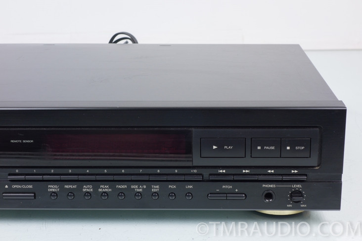 Denon DCD-800 Single Disc Compact Disc / CD Player