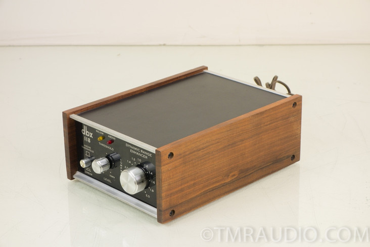 DBX 118 Dynamic Range Enhancer; Compressor / Expander