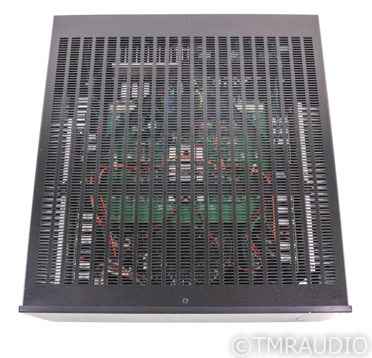 B&K Reference 200.5 5 Channel Power Amplifier