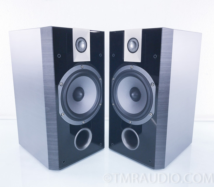 Focal Chorus 806V Bookshelf Speakers; Pair; 806 V; Black