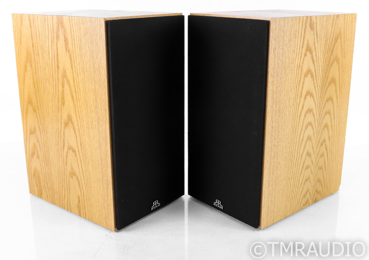 Ryan R610 Bookshelf Speakers; Clear Oak Pair