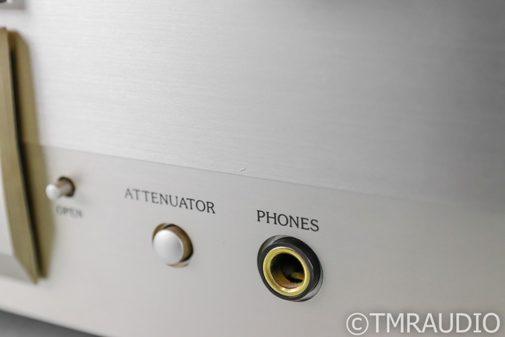 Accuphase E-550 Stereo Integrated Amplifier; E550; Remote