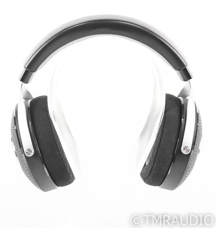 Focal Elegia Closed Back Headphones (1/0)