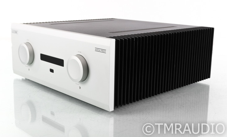 Musical Fidelity M8xi Stereo integrated Amplifier; M8-xi; Silver; Remote (SOLD)