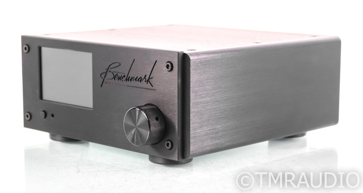 Benchmark LA4 Stereo Preamplifier; LA-4; Remote; Black (SOLD)