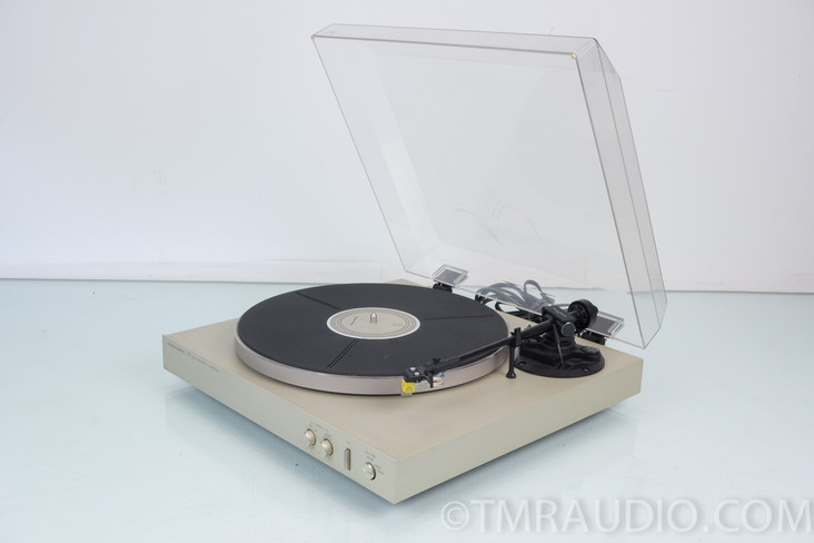 Harman Kardon T20 Semi-Automatic Turntable / Record Player