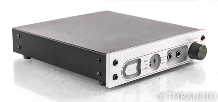 Benchmark DAC 1 / Headphone Amplifier; D/A Converter; Silver; DAC-1