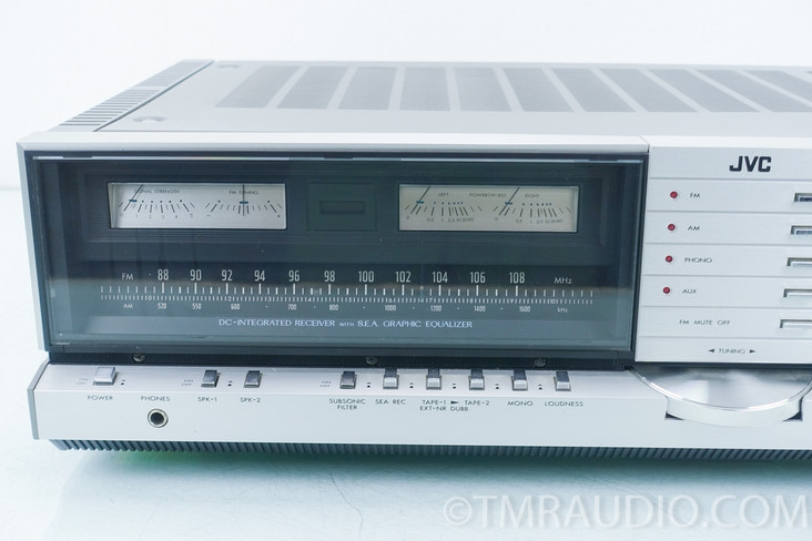 JVC JR-S301 Vintage AM / FM Stereo Receiver