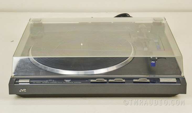 JVC QL F300 Quartz Locked Fully Automatic Direct Drive Turntable