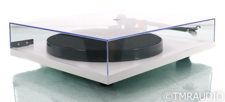 Rega P1 Plus Belt Drive Turntable; White; Carbon Cartridge; MM Phono (Open Box)