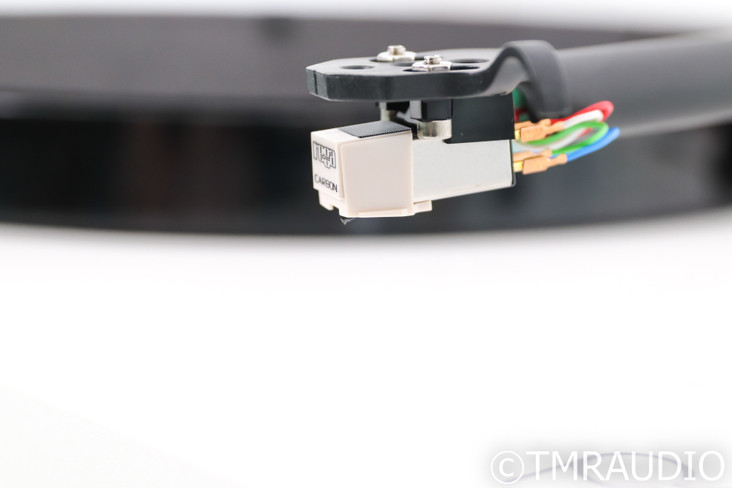 Rega P1 Plus Belt Drive Turntable; White; Carbon Cartridge; MM Phono (Open Box)