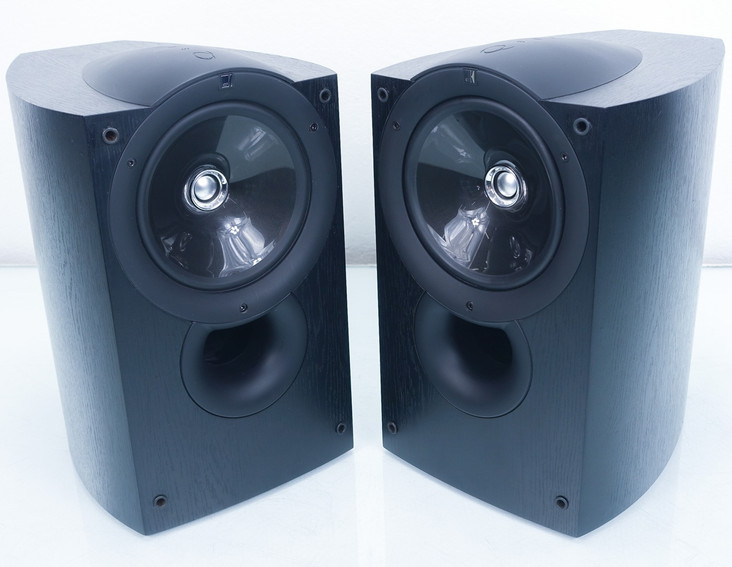 KEF Q1 Bookshelf Speakers