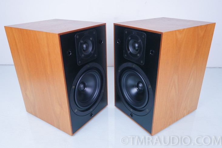 Kef Model 102 Reference Series Bookshelf Speakers; Excellent