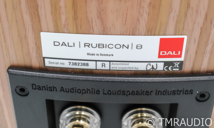 DALI Rubicon 8 Floorstanding Speakers; Walnut Pair (Open Box)