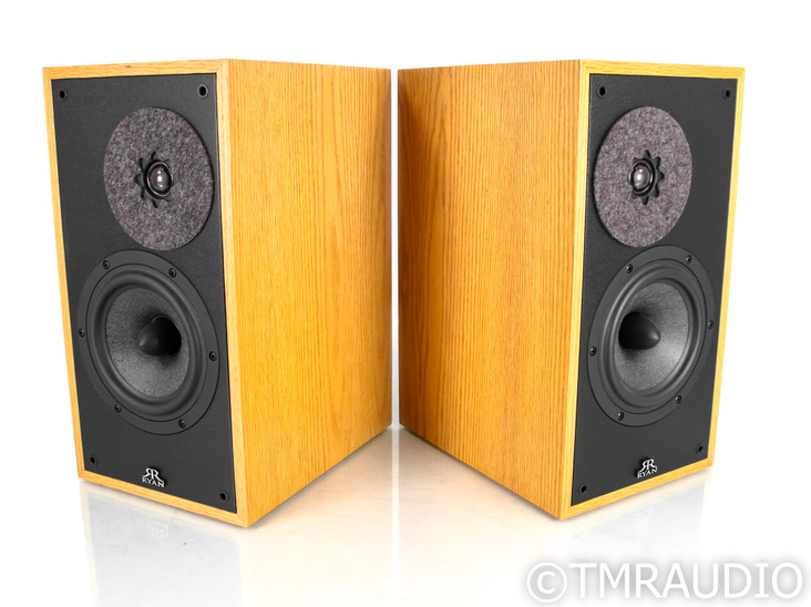 Ryan R610 Bookshelf Speakers; Clear Oak Pair; R-610