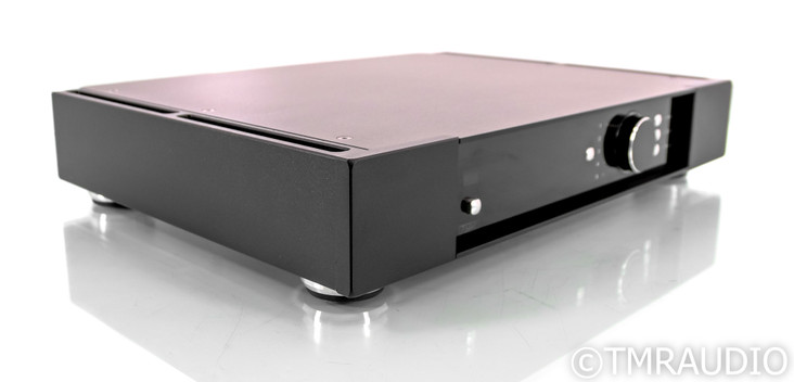 Rega Elicit-R Stereo Integrated Amplifier; Remote