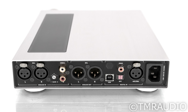 Sennheiser HDVD 800 Headphone Amplifier / DAC; Silver; HDVD800