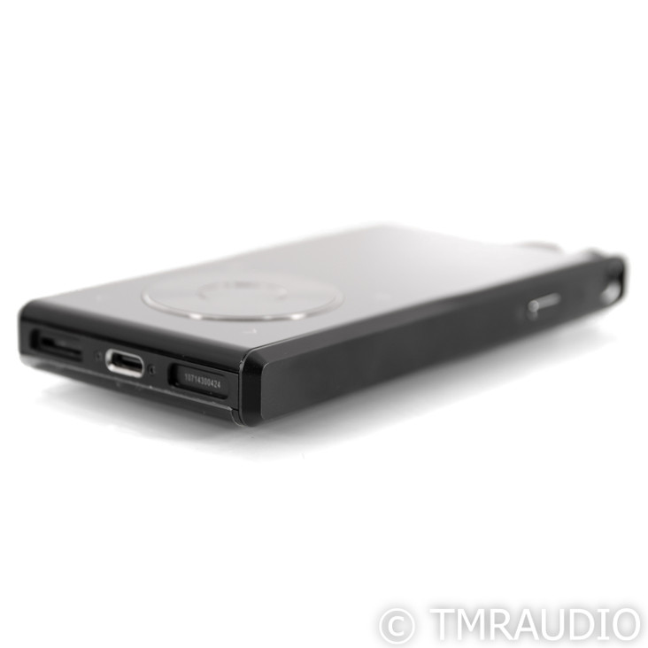 Questyle QPM Ultimate Portable Audio Player; 64GB (Open Box)