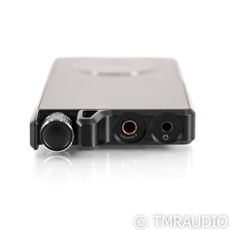 Questyle QPM Ultimate Portable Audio Player; 64GB (Open Box)