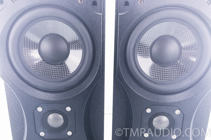 Meridian DSP 33 Digital Active Bookshelf Speakers; Pair DSP33 96/24