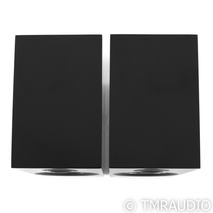 B&W 707 S2 Bookshelf Speakers; Piano Black Pair