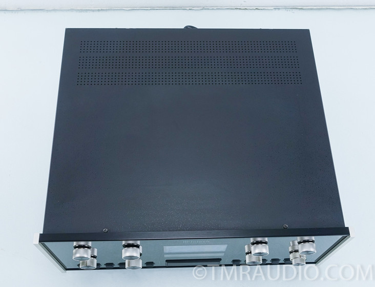 McIntosh MX130 Preamplifier / Processor; MX-130