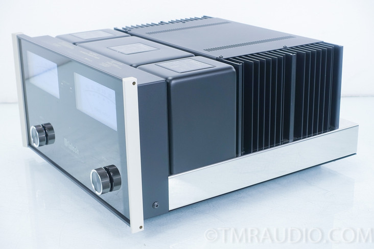 McIntosh MC302 Stereo Power Amplifier in Factory Box