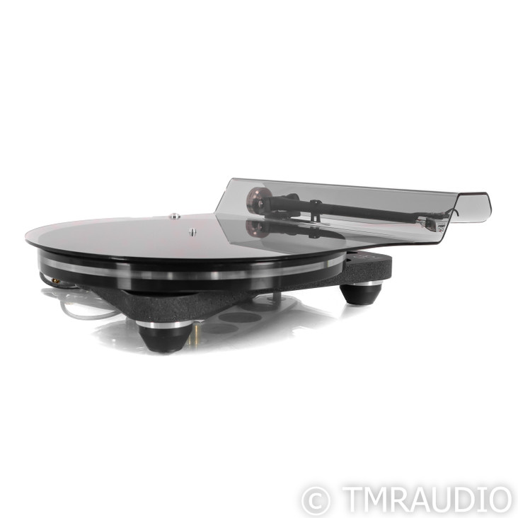 Rega Planar 8 Belt Drive Turntable; P8; Rega MC Apheta 3 (Open Box)